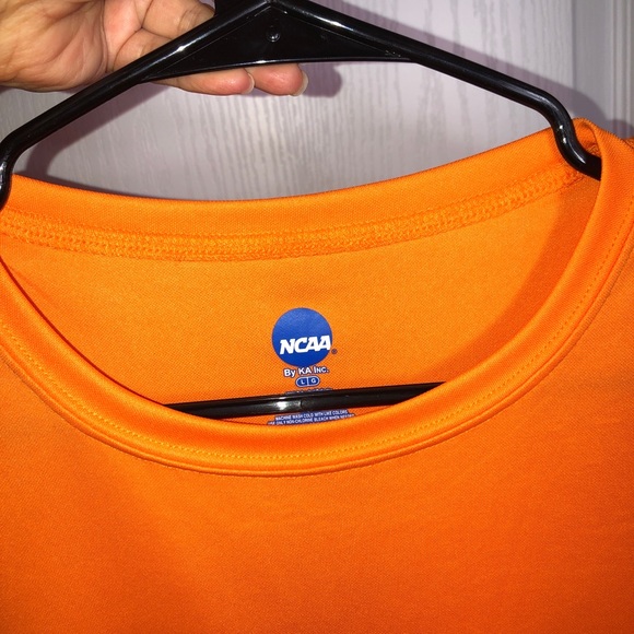 University of Tennessee Volunteers Large T-Shirt by VF Imagewear - Picture 6 of 8